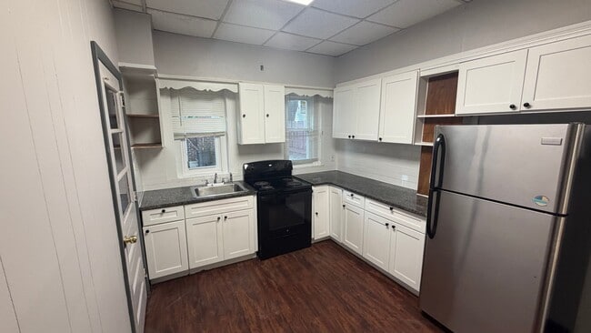 property at 136 S Madison St