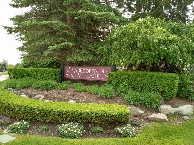 56164 Troon N in Shelby Township, MI - Building Photo - Building Photo