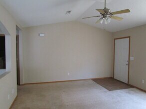 25000 Talladega Rd in St. Robert, MO - Building Photo - Building Photo