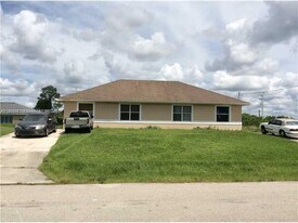 4612-4624 24th St SW in Lehigh Acres, FL - Building Photo