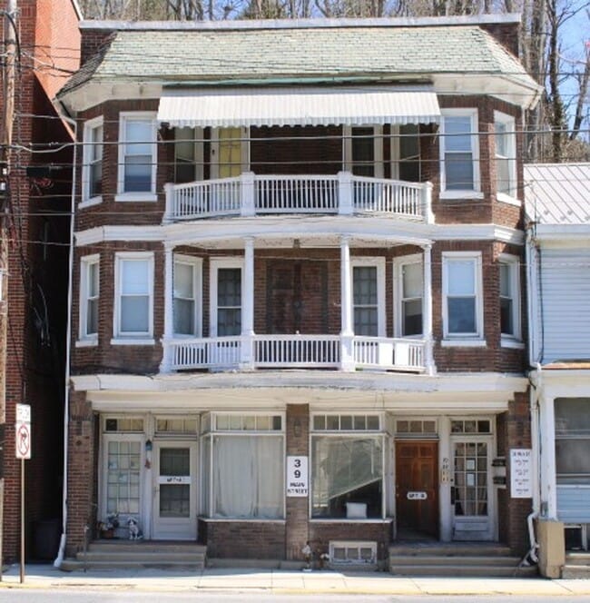 property at 39 Main St