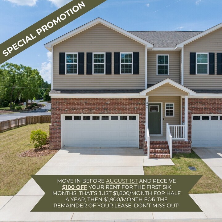 834 Ducks Lndg in Aberdeen, NC - Building Photo