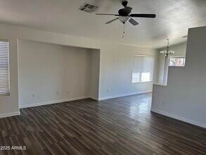 3943 E Tremaine Ave in Gilbert, AZ - Building Photo - Building Photo