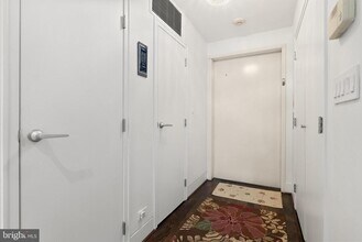 1124 10th St NW in Washington, DC - Building Photo - Building Photo
