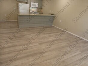 1208 W Manana Blvd in Clovis, NM - Building Photo - Building Photo