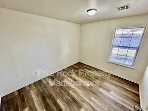 1412 S Mississippi Ave in Ada, OK - Foto de edificio - Building Photo