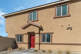 7835 Aurora Sky St in North Las Vegas, NV - Building Photo - Building Photo