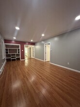 111 Oak St in Taunton, MA - Building Photo - Building Photo