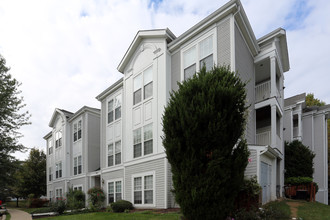 Breckenridge Condominiums in Gaithersburg, MD - Foto de edificio - Building Photo