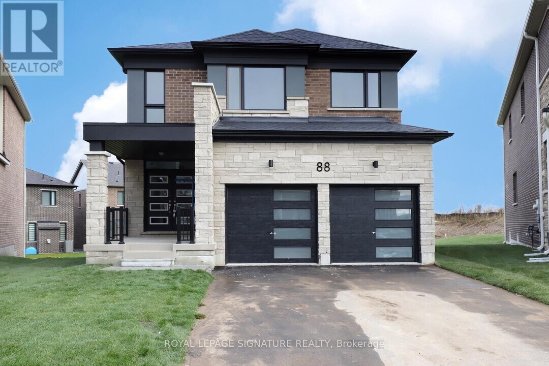 88 Mcbride Trl in Barrie, ON - Building Photo