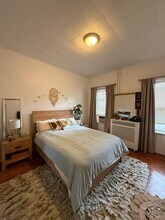 207 JEWETT Ave in Jersey City, NJ - Building Photo - Building Photo