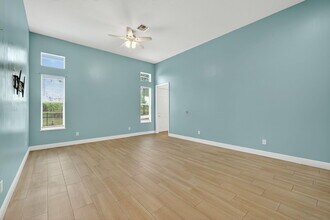 341 SW Kestor Dr in Port St. Lucie, FL - Building Photo - Building Photo