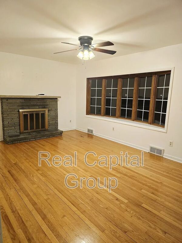 1116 St Jude Dr in Schenectady, NY - Building Photo - Building Photo