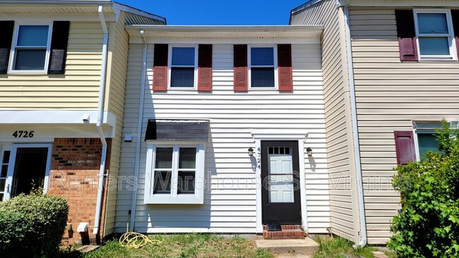 4724 Greenlaw Dr in Virginia Beach, VA - Foto de edificio - Building Photo