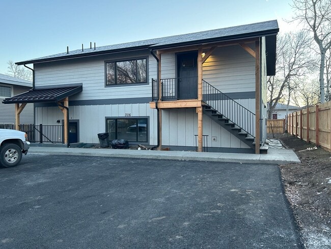 property at 306 N 21st Ave