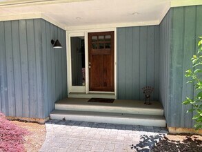 32 Sheep Pasture Rd in Madison, CT - Building Photo - Building Photo