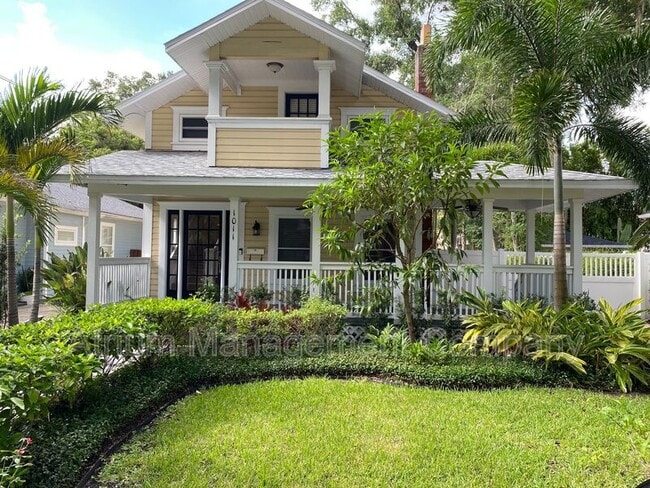 property at 1011 Palmer St