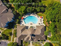 1300 Park W Blvd in Mount Pleasant, SC - Building Photo