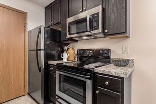Slate Hill in Columbus, OH - Building Photo