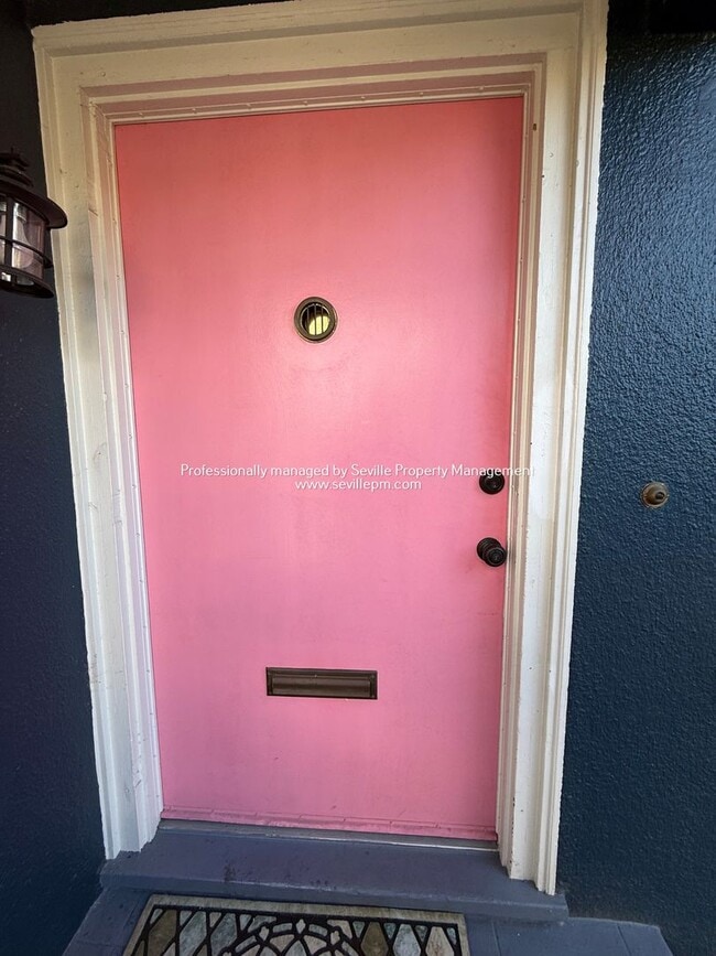 2250 Pacific Ave in Alameda, CA - Building Photo - Building Photo