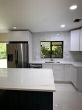 5325 Havasu Ct in Greenacres, FL - Foto de edificio - Building Photo