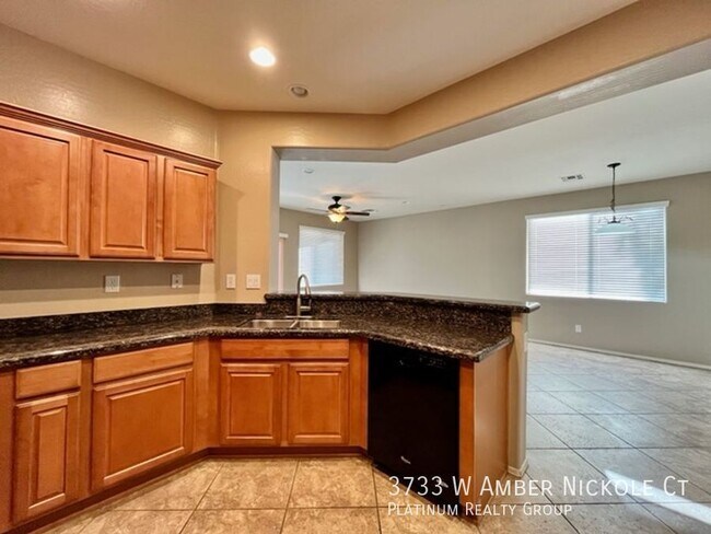 3733 W Amber Nickole Ct in New River, AZ - Building Photo - Building Photo