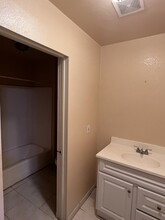 2230 S Hickory St in Santa Ana, CA - Building Photo - Building Photo