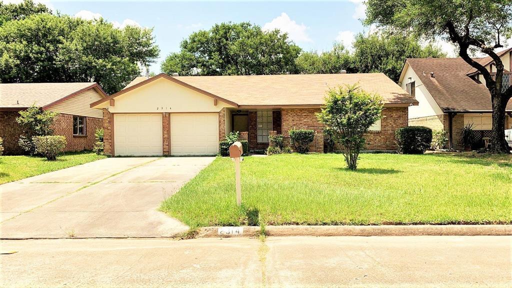 2314 Woodbough Ct in Houston, TX - Foto de edificio