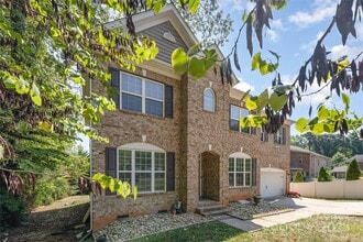 139 Brackenbury Ln in Charlotte, NC - Building Photo - Building Photo