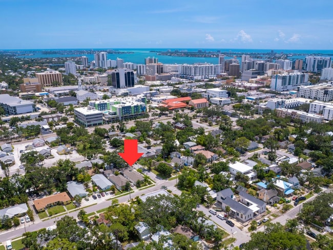 property at 1704 5th St