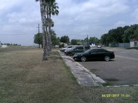 100 E Magnolia Ave in La Feria, TX - Foto de edificio - Building Photo