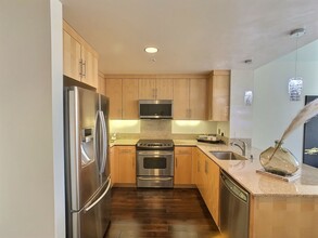 38 N Almaden Blvd in San Jose, CA - Building Photo - Building Photo