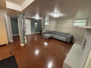 2631 S Zurich Ct in Denver, CO - Foto de edificio - Building Photo