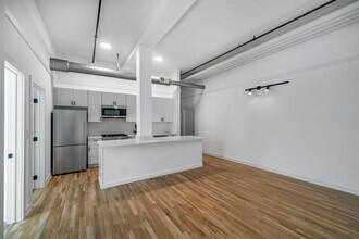1015 Clinton St in Hoboken, NJ - Building Photo - Building Photo