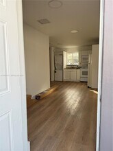 2180 NW 59th St in Miami, FL - Building Photo - Building Photo