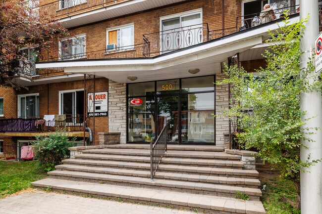 500 Chomedey Boul in Laval, QC - Building Photo - Building Photo