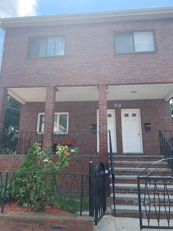 52 Winter St, Unit 2