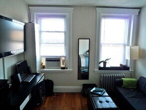 1185 Boylston St, Unit 25 in Boston, MA - Foto de edificio - Building Photo