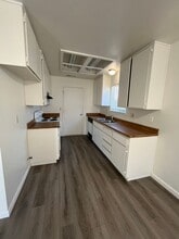 1125 Lillian Dr in Modesto, CA - Building Photo - Building Photo