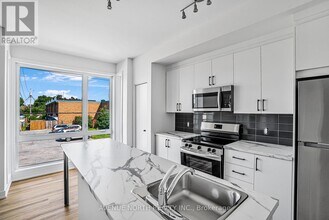 391-391 Dieppe St in Ottawa, ON - Building Photo - Building Photo