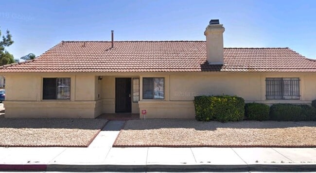 853 Ensenada Dr
