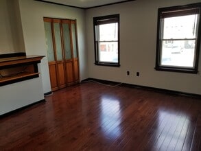 445 W 6th Ave in Conshohocken, PA - Building Photo - Building Photo