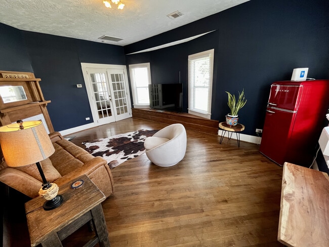 property at 202 Edgewood St
