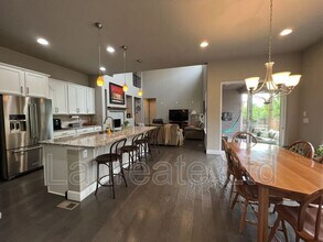 10035 Atlanta St in Parker, CO - Foto de edificio - Building Photo