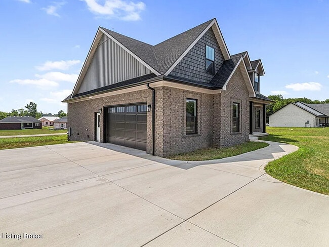 208 Wendover Ct in Bardstown, KY - Building Photo - Building Photo