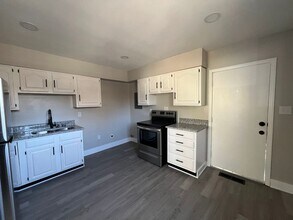 4342 Nevada Ave in Dayton, OH - Building Photo - Building Photo