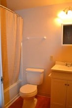 Whitewater Park Apartments in Reno, NV - Foto de edificio - Building Photo