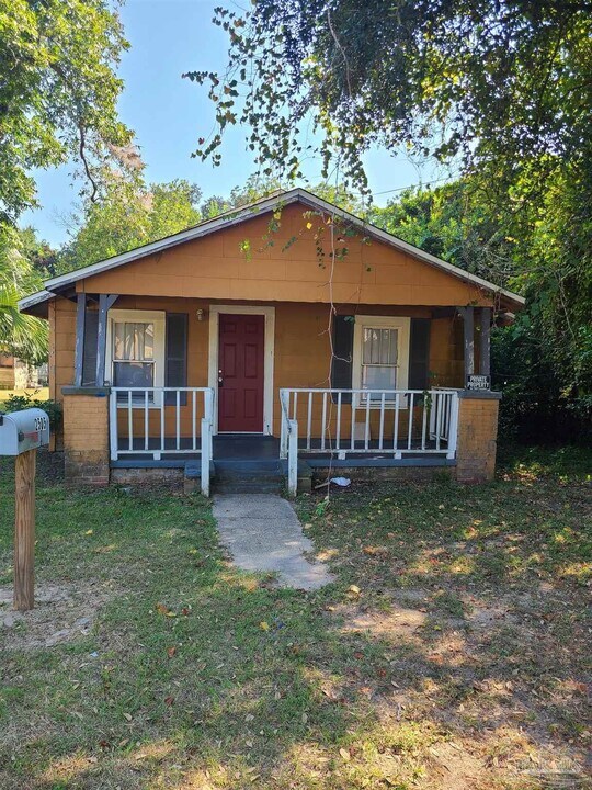 2505 W Brainerd St in Pensacola, FL - Building Photo
