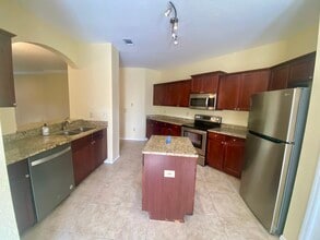 180 Villa Di Este Ter, Unit Notting Hill in Lake Mary, FL - Building Photo - Building Photo