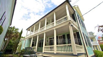 27 Smith St in Charleston, SC - Building Photo - Building Photo